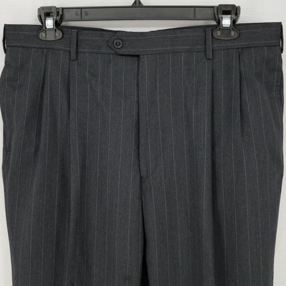 Jos A Bank Suit Mens 44R Dark Gray Pinstripe Wool Jacket Lined Pleated Cuffed - Picture 12 of 16